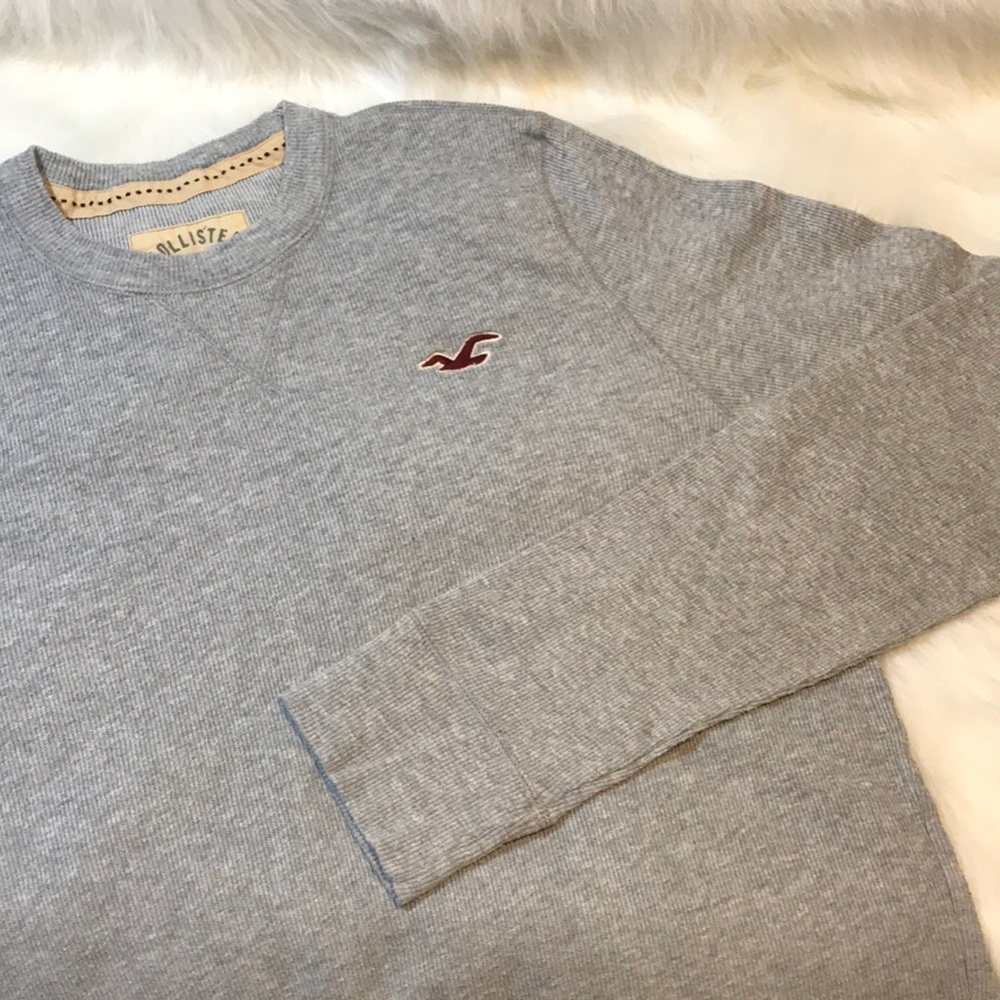 Hollister long sleeve shirt 👕 Sweater 👕
